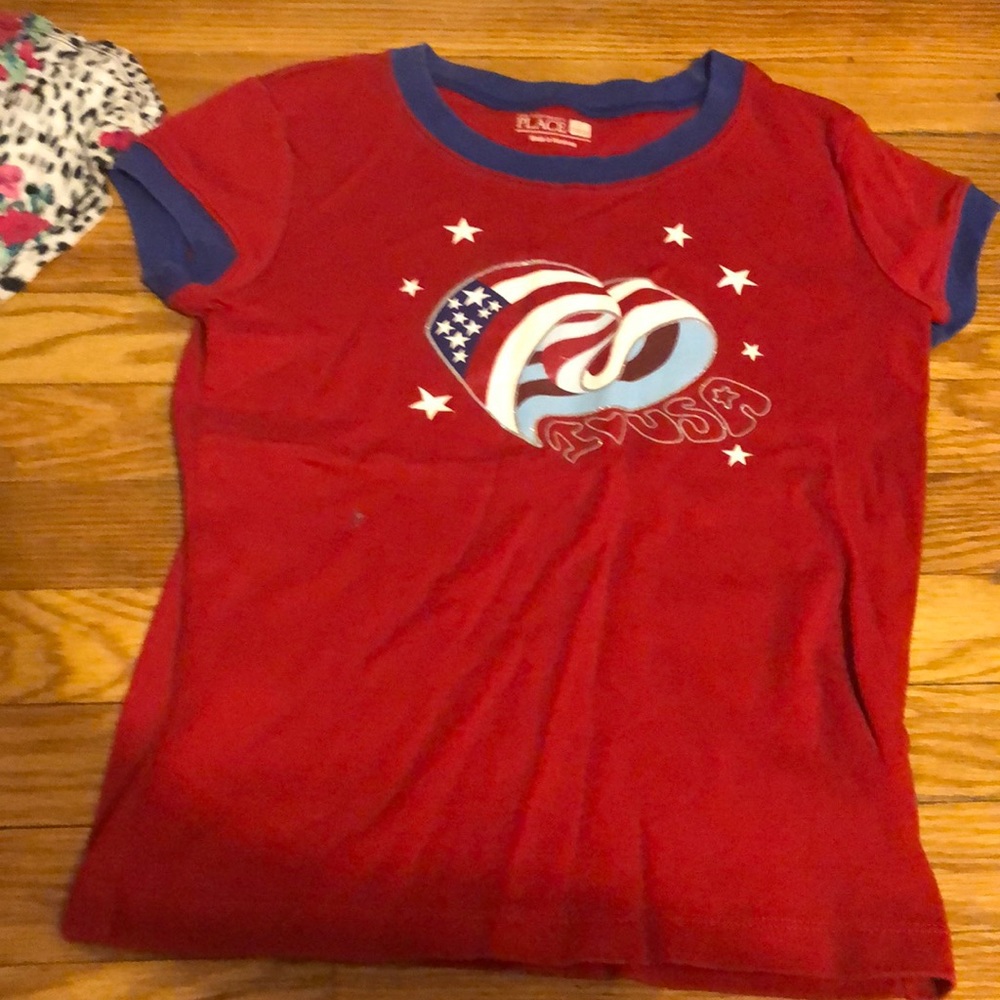 Children’s place t shirt size large 10/12